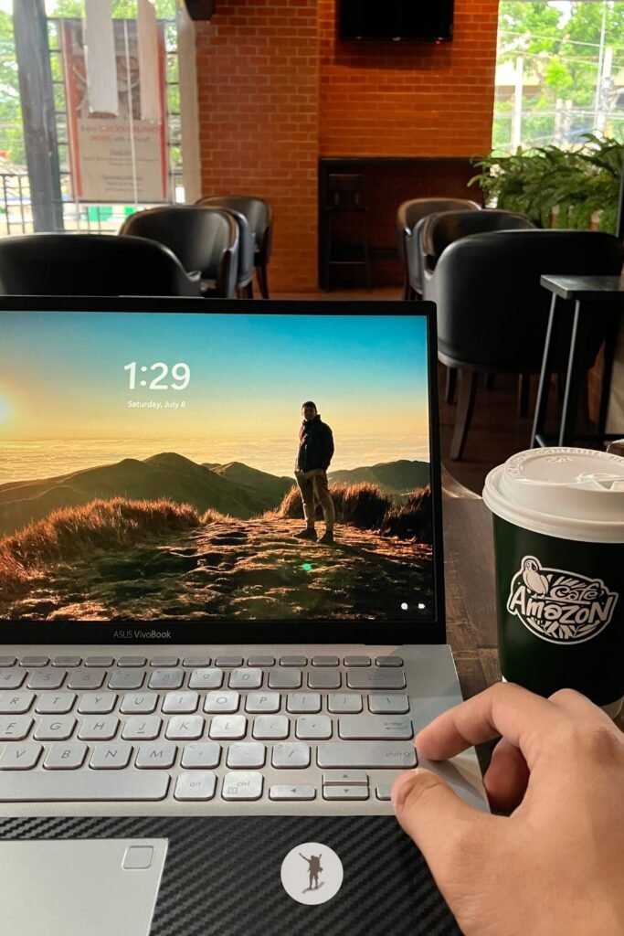 I’m Starting a New Blog: 5 Reasons It’s Still a Good Idea 3 Coffee shops — my office as a content creator