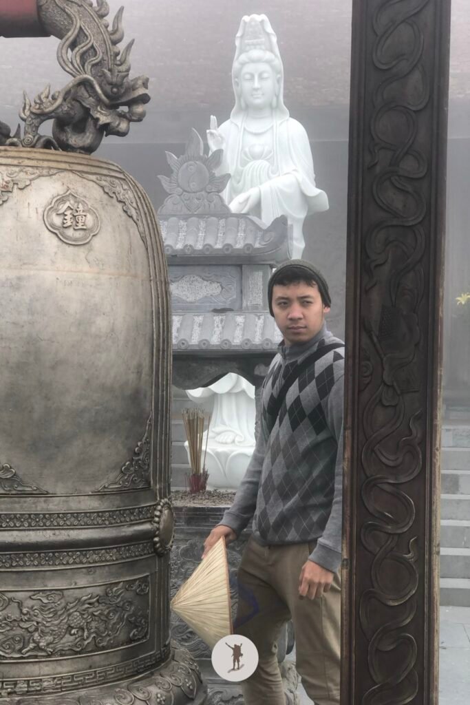 Reality vs Expectation of Visiting Fansipan from Sa Pa: How You Can Avoid Disappointments 14 Wandering through the temples of Fansipan, Sa Pa, Vietnam