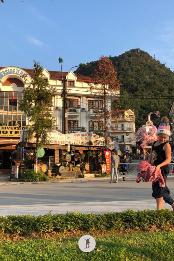 Locals and tourists exploring Lake Sa Pa, Vietnam