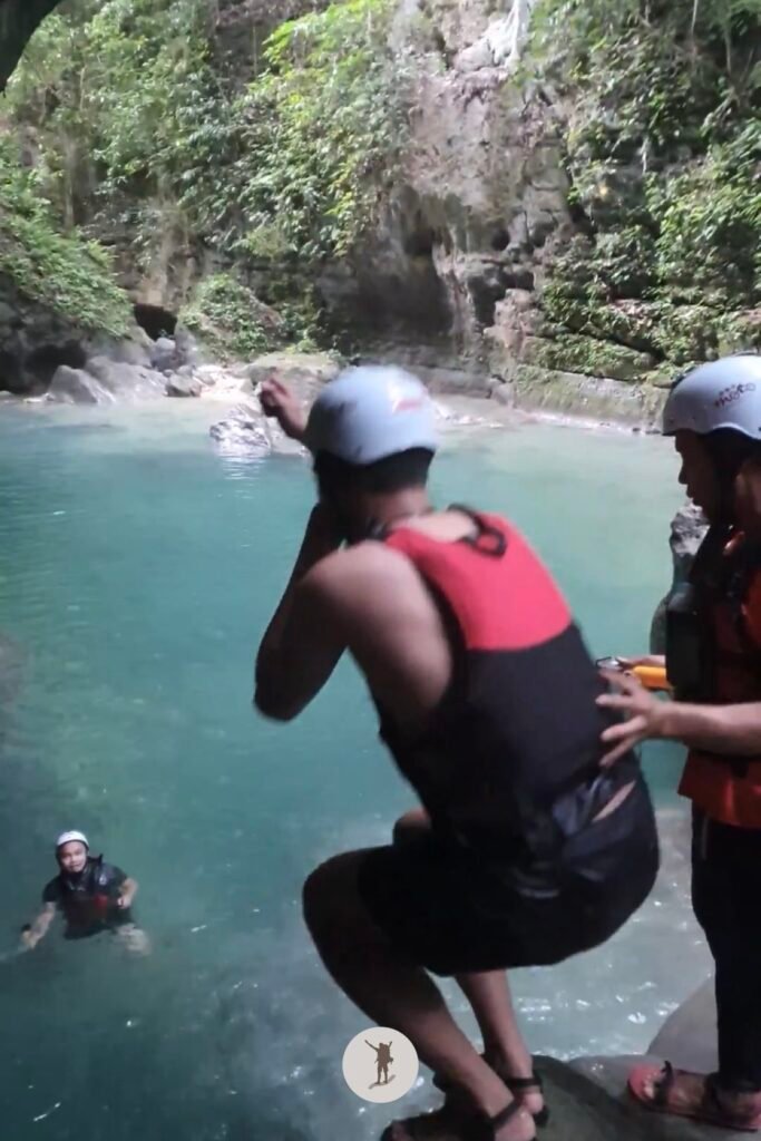 Part 1, 4-meter cliff jump while canyoneering in Kawasan Falls, Cebu, Philippines